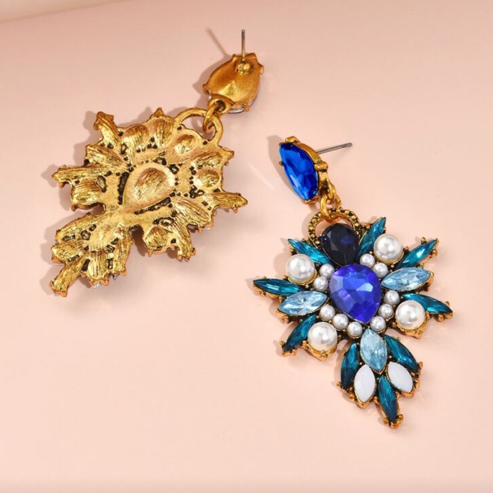 Rhinestone Decor Drop Earrings - image 2